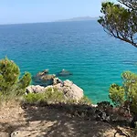 Omis Relaxing Sea Lounge
