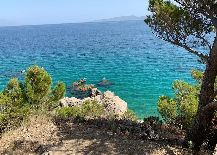 Omis Relaxing Sea Lounge